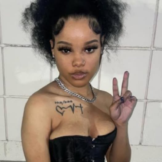 21-YEAR-OLD WOMAN FATALLY SHOT OUTSIDE BIRMINGHAM HOME; SUSPECTS AT LARGE